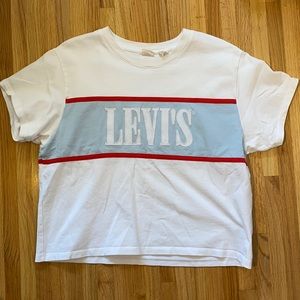 Levi’s logo t-shirt
